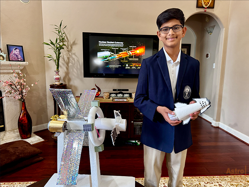 Model 3: Nuclear Rocket Cutaway